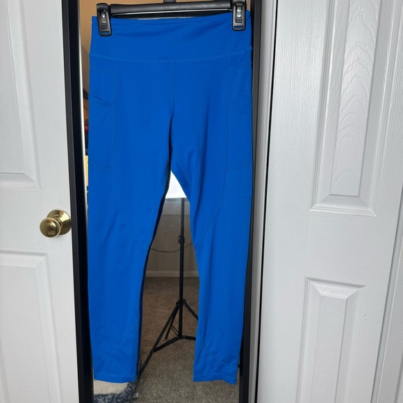 ZYIA Leggings with Pockets - Picture 1 of 5
